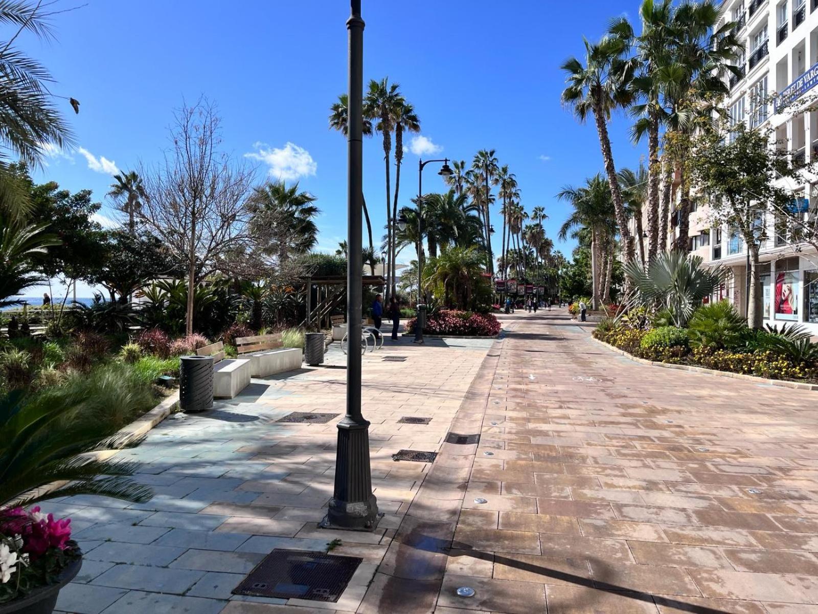 El Faro Vacaciones En Estepona Luaran gambar