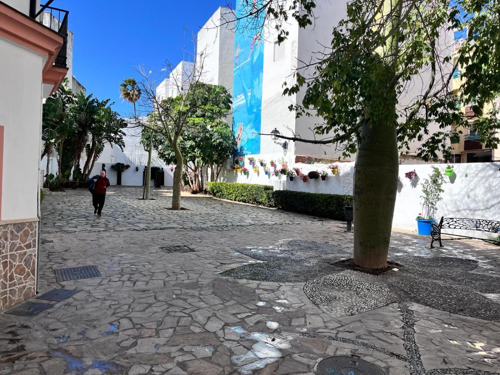 El Faro Vacaciones En Estepona Luaran gambar