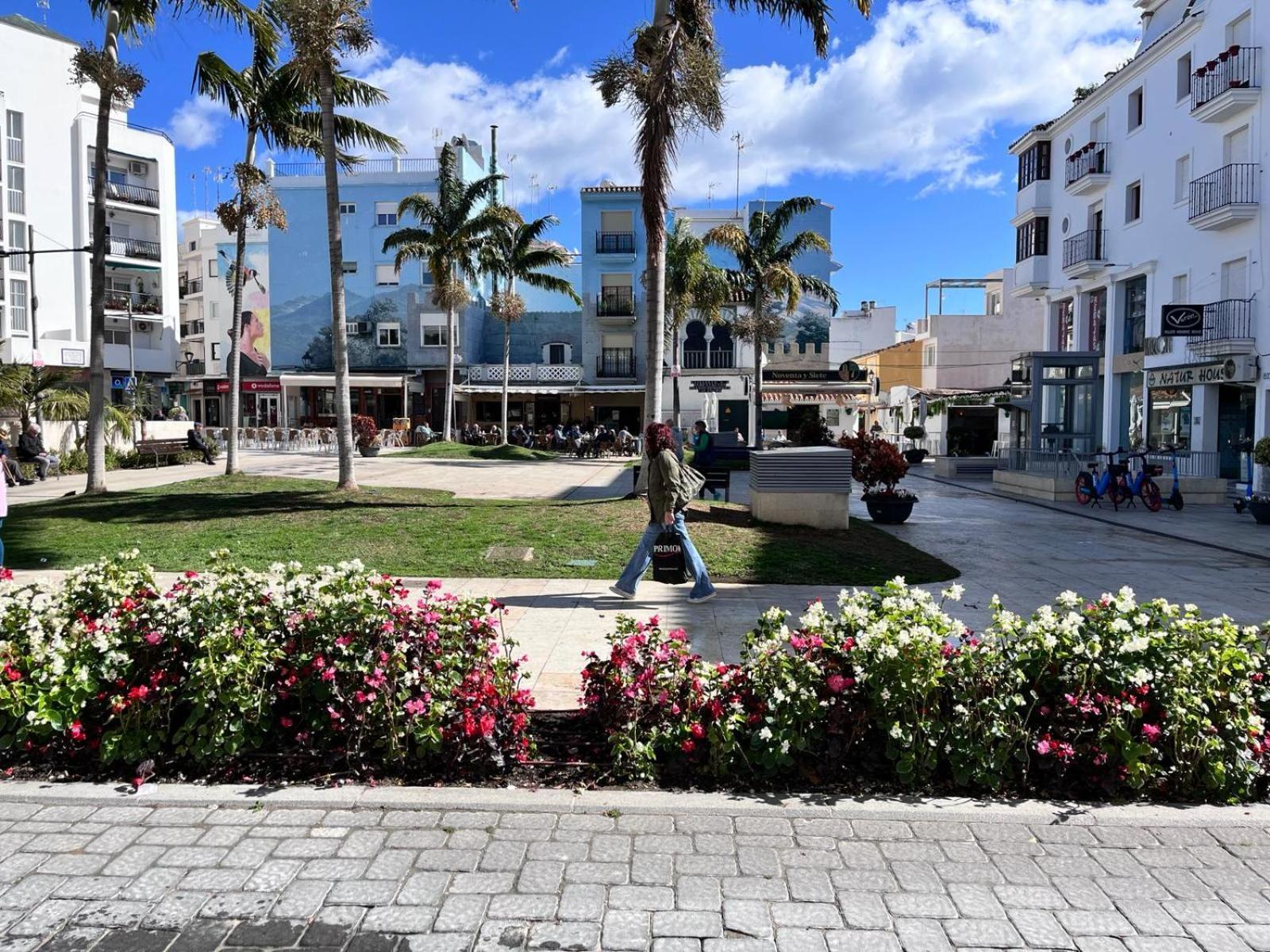 El Faro Vacaciones En Estepona Luaran gambar
